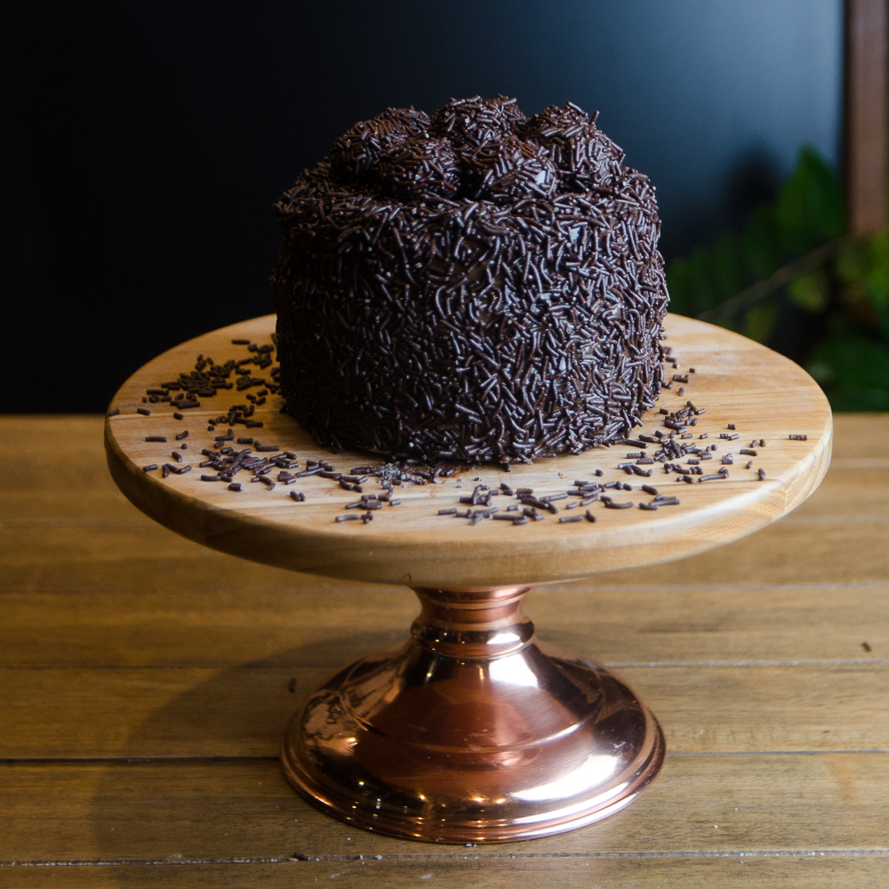 TORTA DE BRIGADEIRO TRADICIONAL