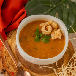 [3630] CALDO DE MANDIOCA COM CARNE COZIDA